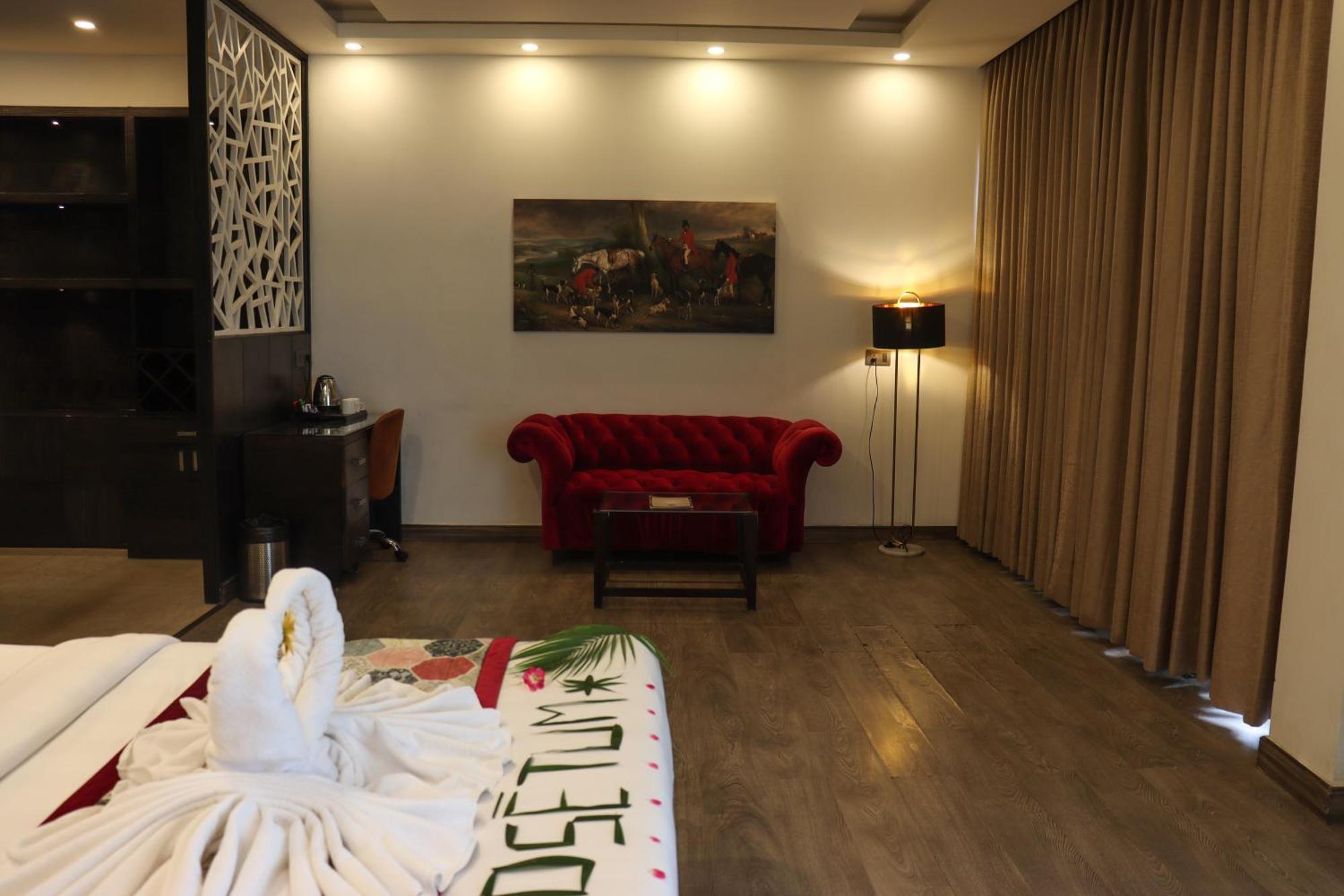 Rosetum Kasauli Hotel ภายนอก รูปภาพ