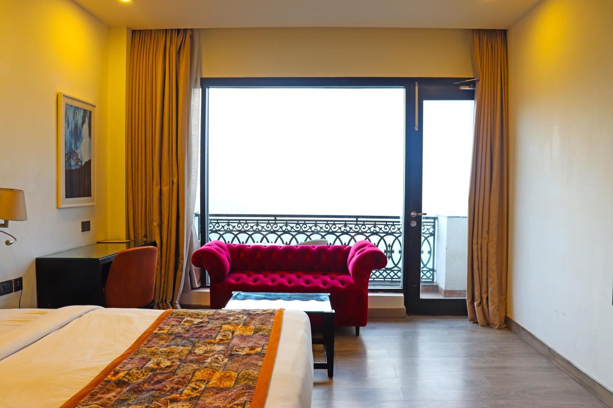 Rosetum Kasauli Hotel ภายนอก รูปภาพ
