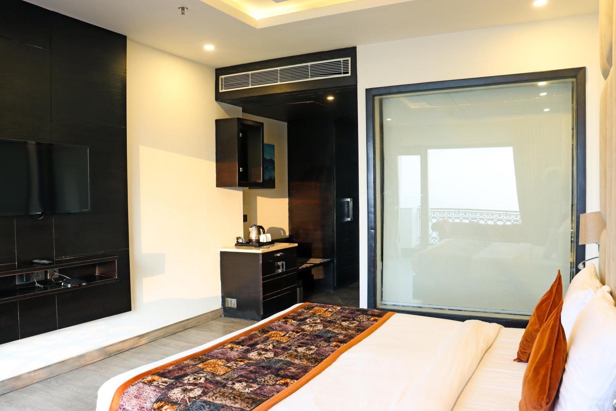 Rosetum Kasauli Hotel ภายนอก รูปภาพ