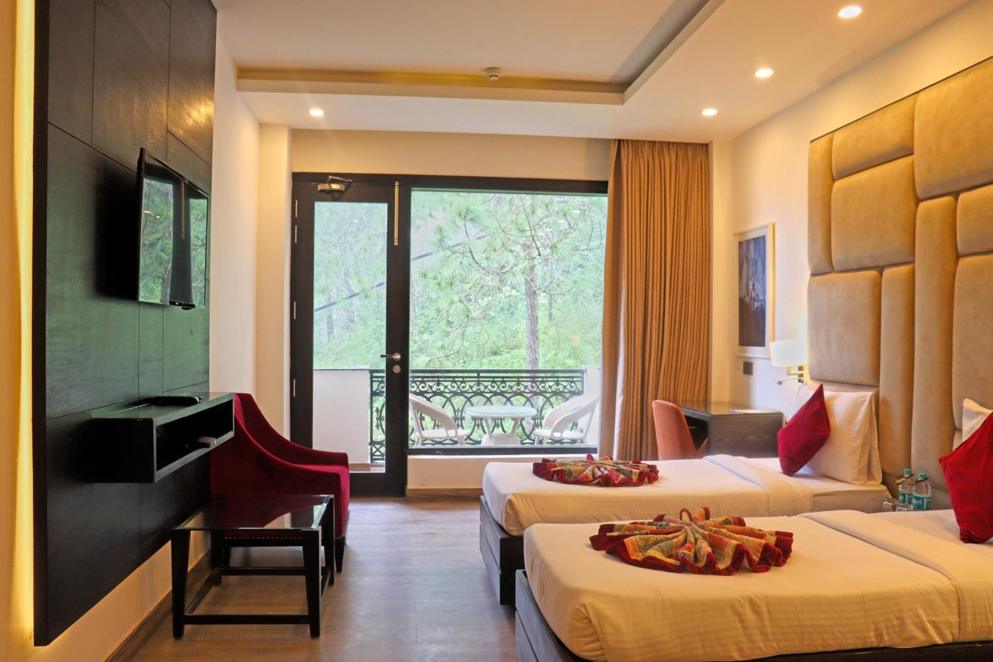 Rosetum Kasauli Hotel ภายนอก รูปภาพ