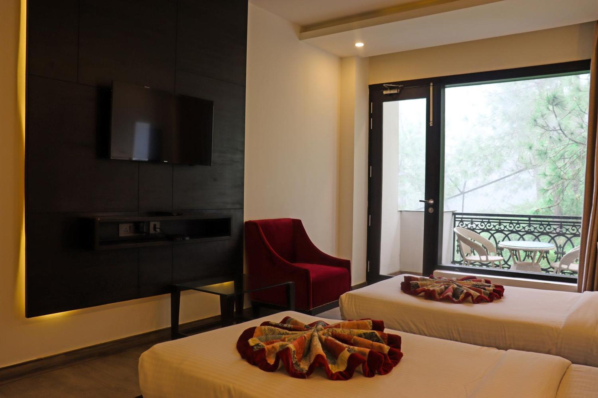 Rosetum Kasauli Hotel ภายนอก รูปภาพ